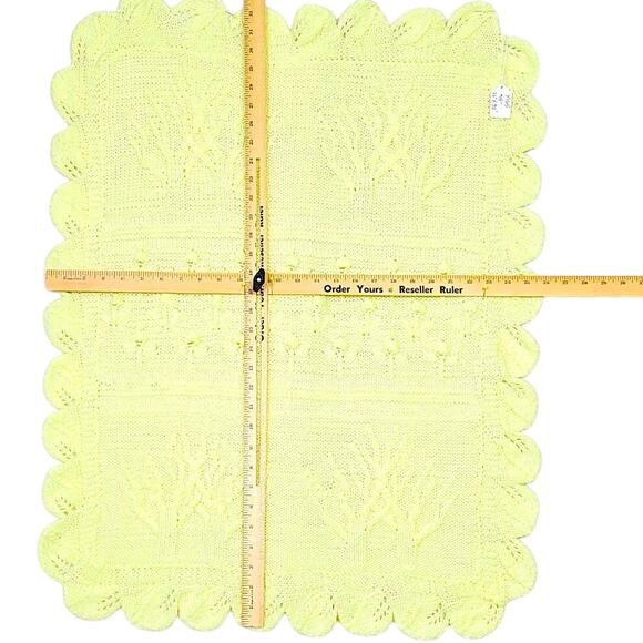 Baby Receiving Blanket Knitted Handmade 25" x 32" Yellow PRE-OWNED - Picture 1 of 4